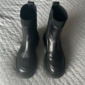H&M leather Chelsea boots